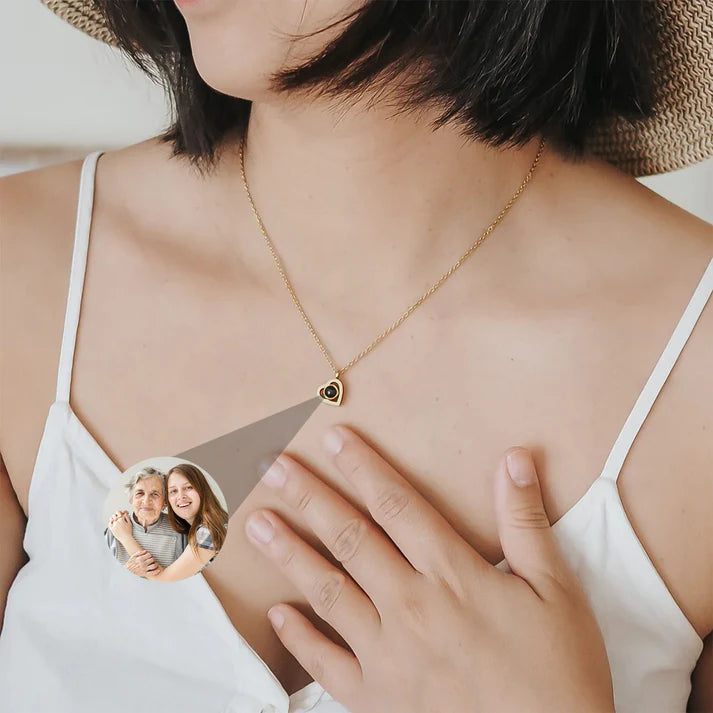 Estuche Rosa Eterna – Collar Corazón con Foto Personalizada