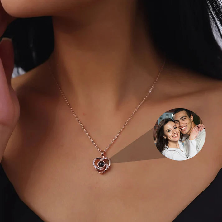 Estuche Rosa Eterna – Collar Luz del Corazón con Foto Personalizada